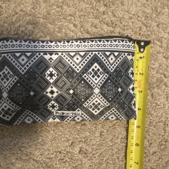 Pouch bag with Ukrainian embroidery 🌷 - Picture 5 of 5